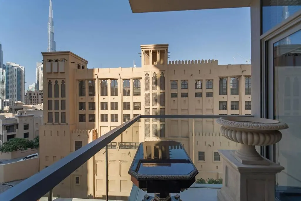 Apartment Modern 1 Bedroom Luxe Escape Downtown Dubai