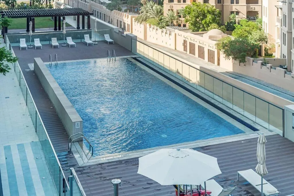 Modern 1 Bedroom Luxe Escape Downtown Dubai 0*,